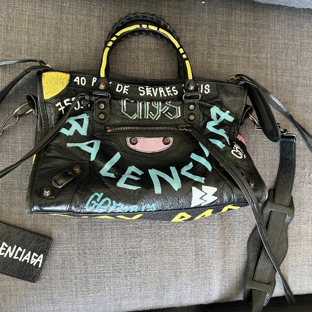 COPY - Balenciaga graffiti city bag small